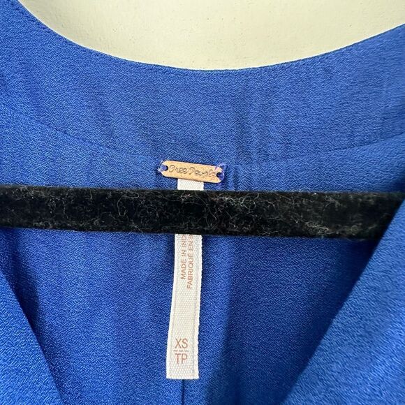 Free People Women’s Extra Small Royal Blue Tank Top Blouse - Picture 2 of 7